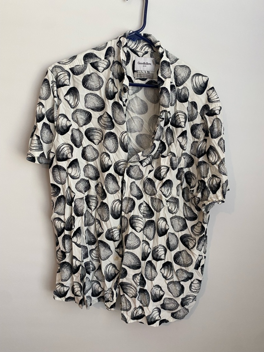 Goodfellow & Co Black Shell-Print Short Sleeve Shirt